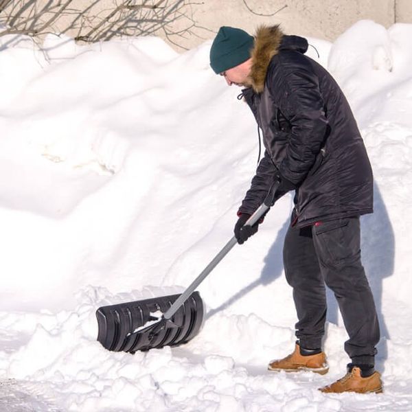 Лопата для прибирання снігу 620 * 280мм з рукояткою 970 мм INTERTOOL FT-2090 FT-2090 фото